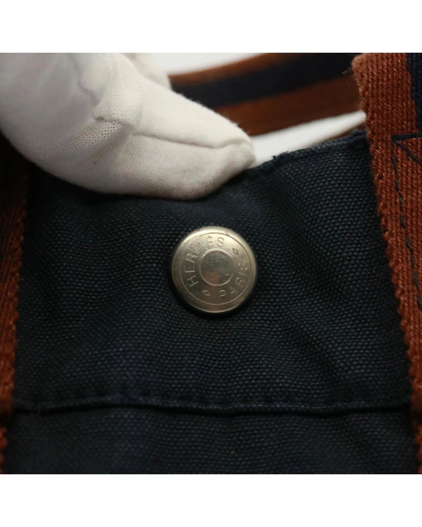 Canvas Hand Bag with Handle Drop and Multiple Pockets