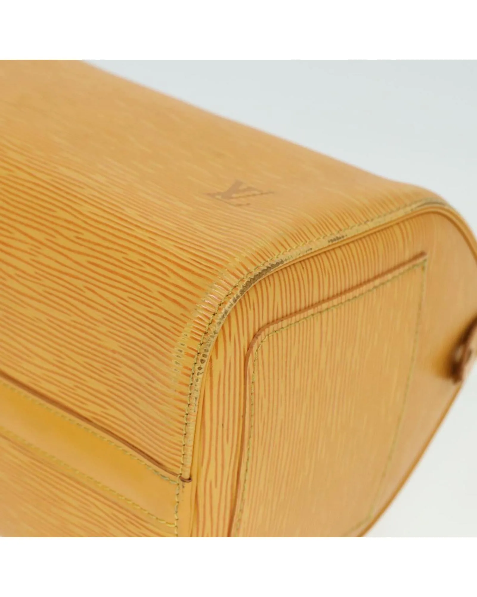 Epi Leather Hand Bag with Tassili Finish