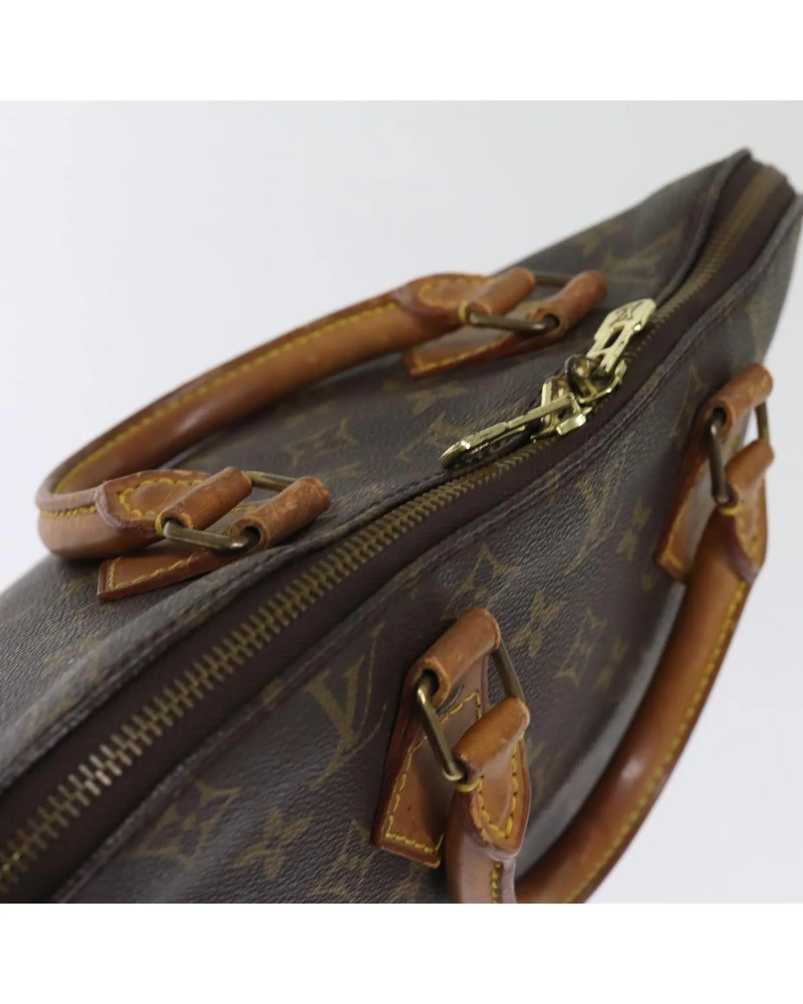 Monogram Canvas Hand Bag with Serial No. VI1922