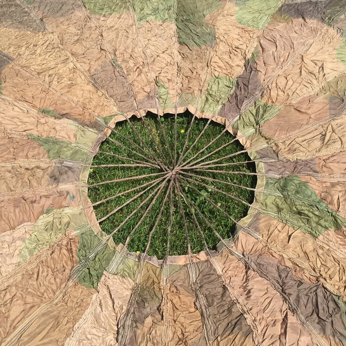 Original German WWII Camouflage Fallschirmjager Paratrooper RZ20 Parachute