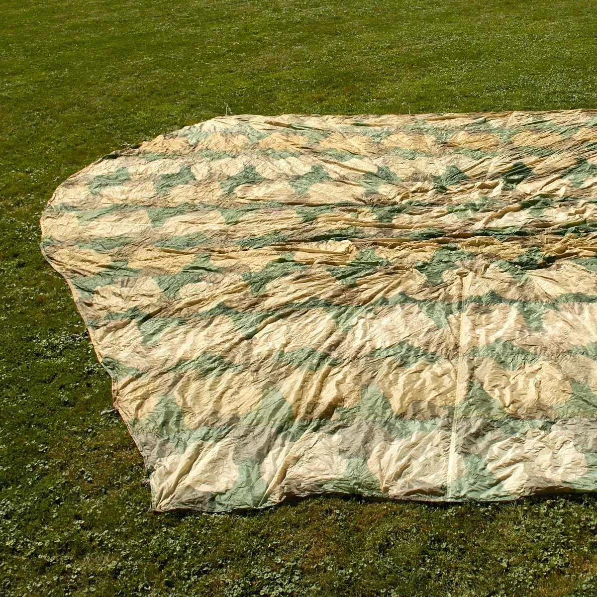 Original German WWII Fallschirmjager Paratrooper RZ36 Delta-Shaped Camouflage Parachute with Bag and Crate