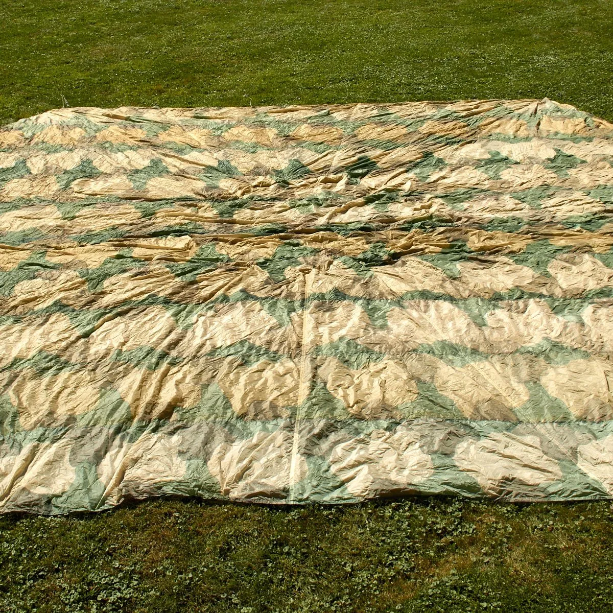 Original German WWII Fallschirmjager Paratrooper RZ36 Delta-Shaped Camouflage Parachute with Bag and Crate