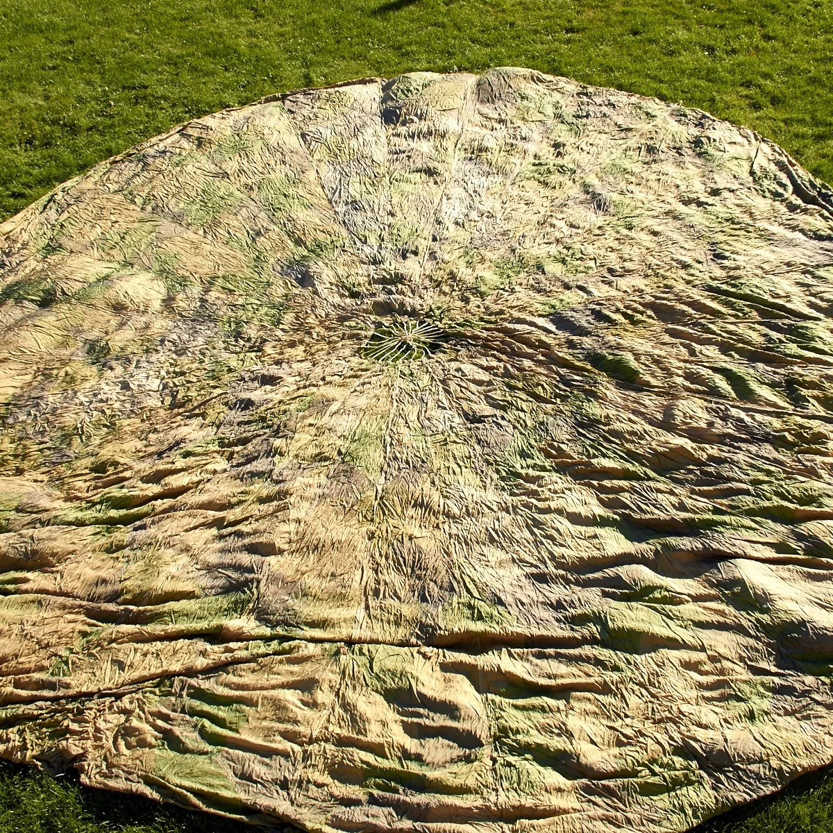 Original German WWII Luftwaffe Camouflage Fallschirmjager Paratrooper RZ20/36 Transitional Parachute with Bag