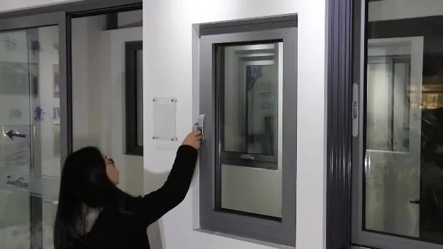 Superwu Special performance aluminum wood composite glazed tilt and turn window for high grade passive house